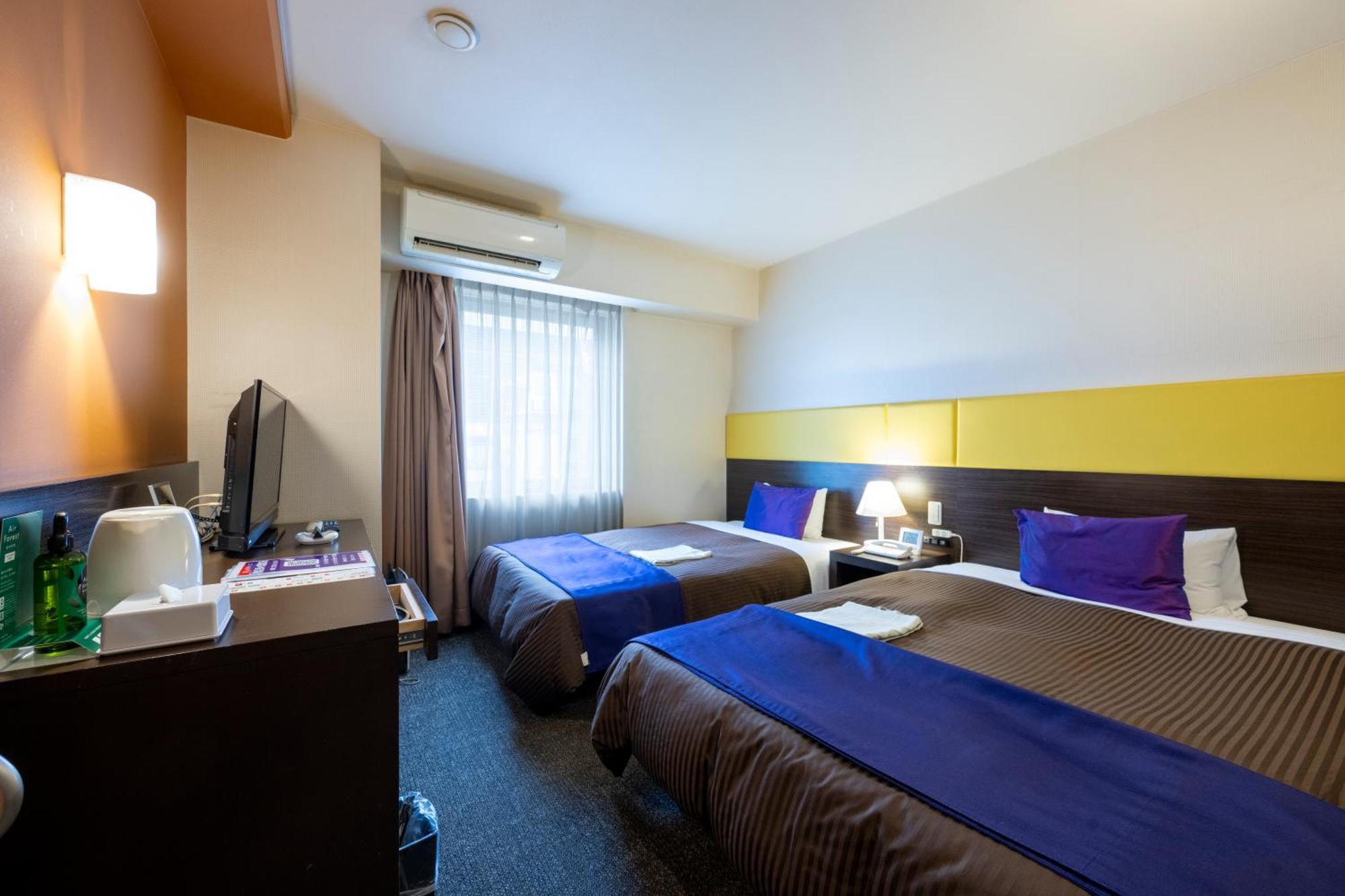 Hotel 1-2-3 Takasaki Esterno foto