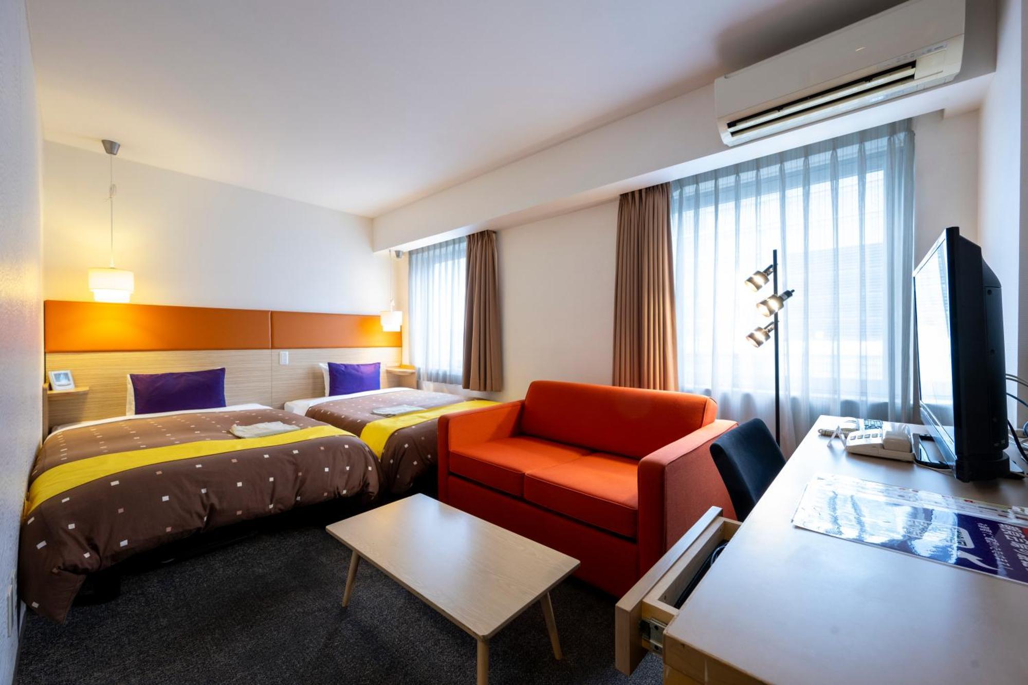 Hotel 1-2-3 Takasaki Esterno foto